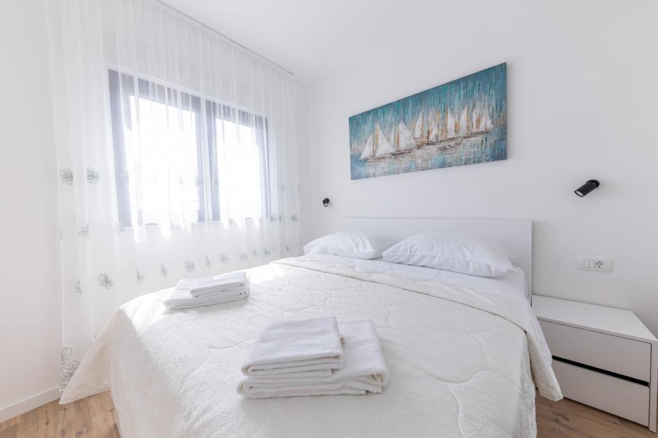 Apartman Ivan & Marko โตรกีร์ ภายนอก รูปภาพ